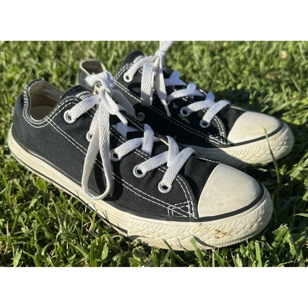 Converse All Star Shoes Kids Size 2 Black Canvas Low Top 3J235 Sneakers